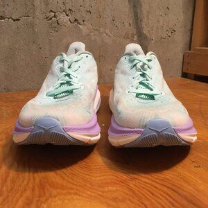 HOKA CLIFTON 9 Womens Running Shoes 8.5B 8.5 B LIGHT GREEN/PINK SOLM NO BOX